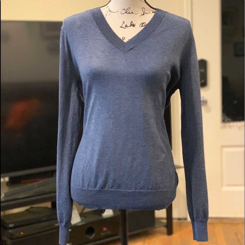Baby Blue V-Neck Sweater - XL